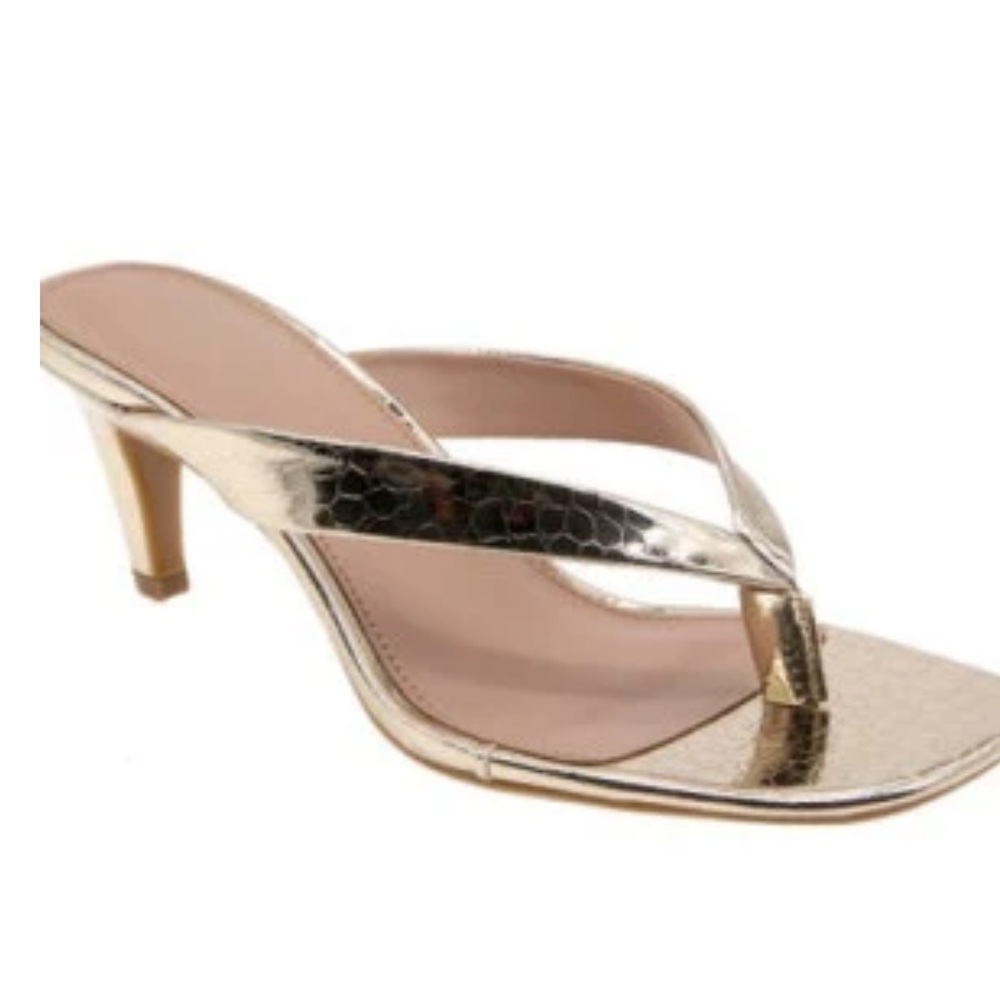 NIB BCBG croc embossed thong heel flip flop dressy sandal
